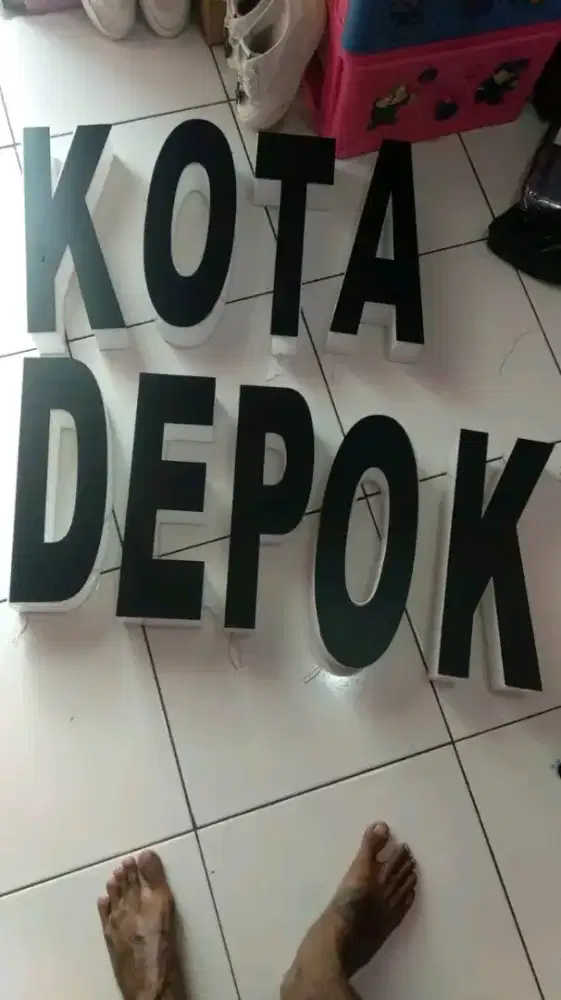 PRODUSEN NEON BOX REKLAME LAMPU NYALA DLL.