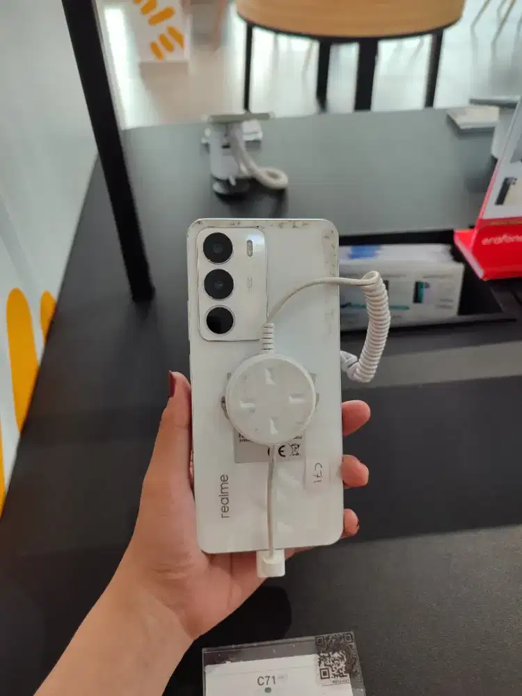 REALME C71 HARGA DIMULAI 1 JUTAAN
