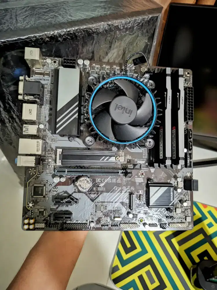 pc part ram ddr5 intel i7 gen 12 / i5 gen 13 / mobo