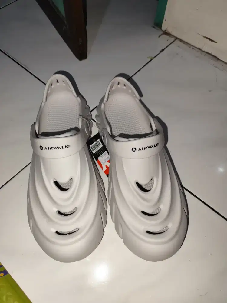 Sepatu sendal Airwalk