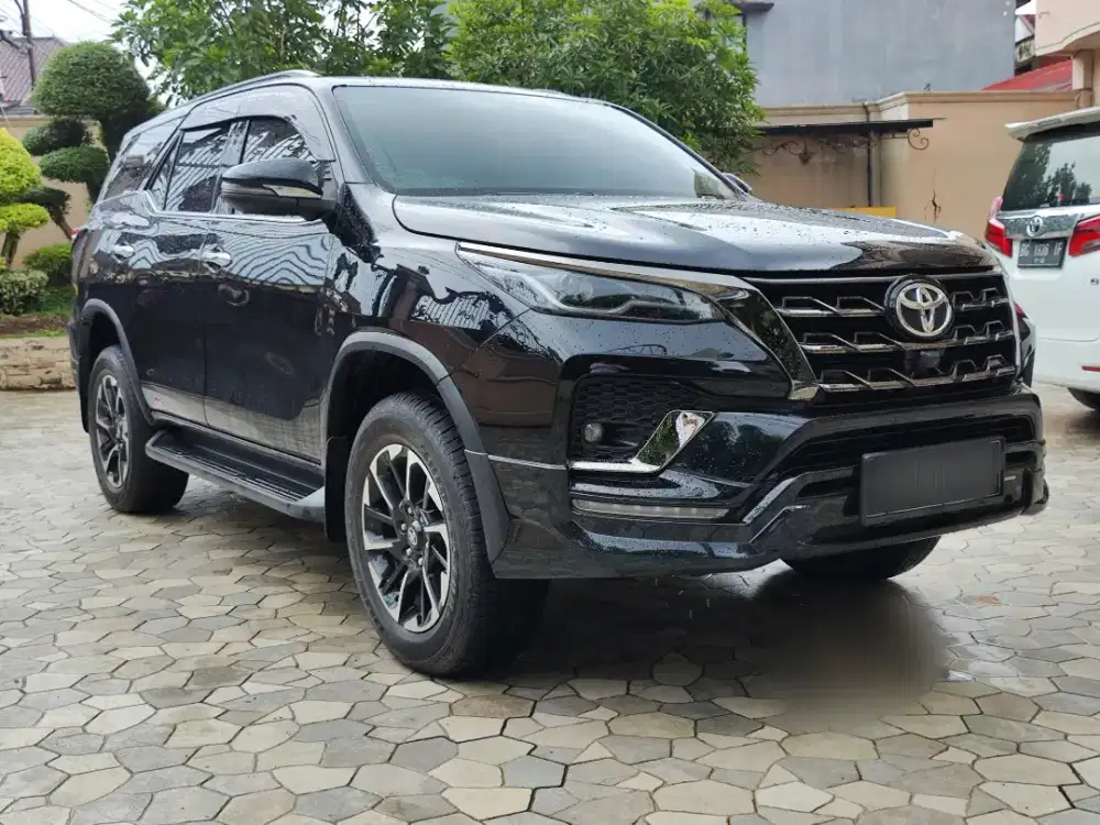 ALL NEW FORTUNER GR SPORT 2.4 DIESEL.AT MATIC 2021/2022