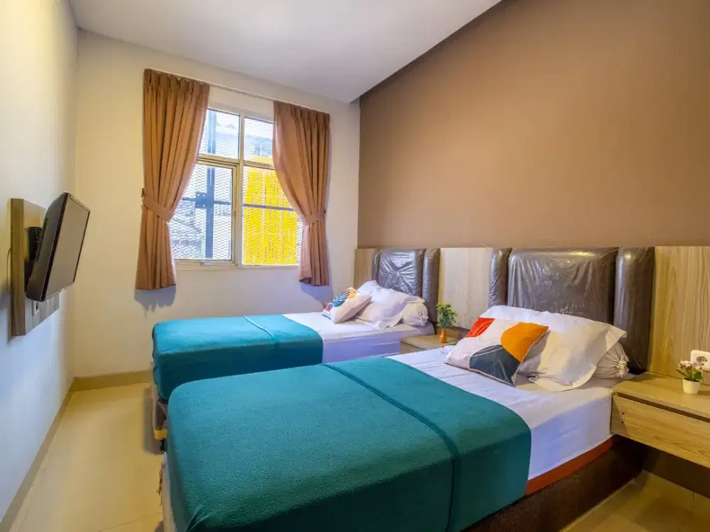 Kost Mangga Besar AbdiHome Kelowna Dwiwarna House Twin Bed Siap Huni Full Furnished Dekat Stasiun KRL Mabes