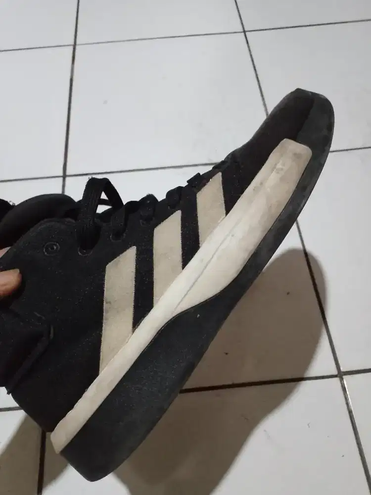 Sepatu Adidas 11222 Basket
