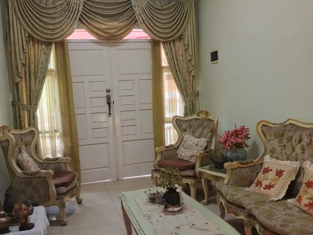 Rumah 2 Lantai di Pondok Kelapa Permai, Duren Sawit, Jakarta Timur.