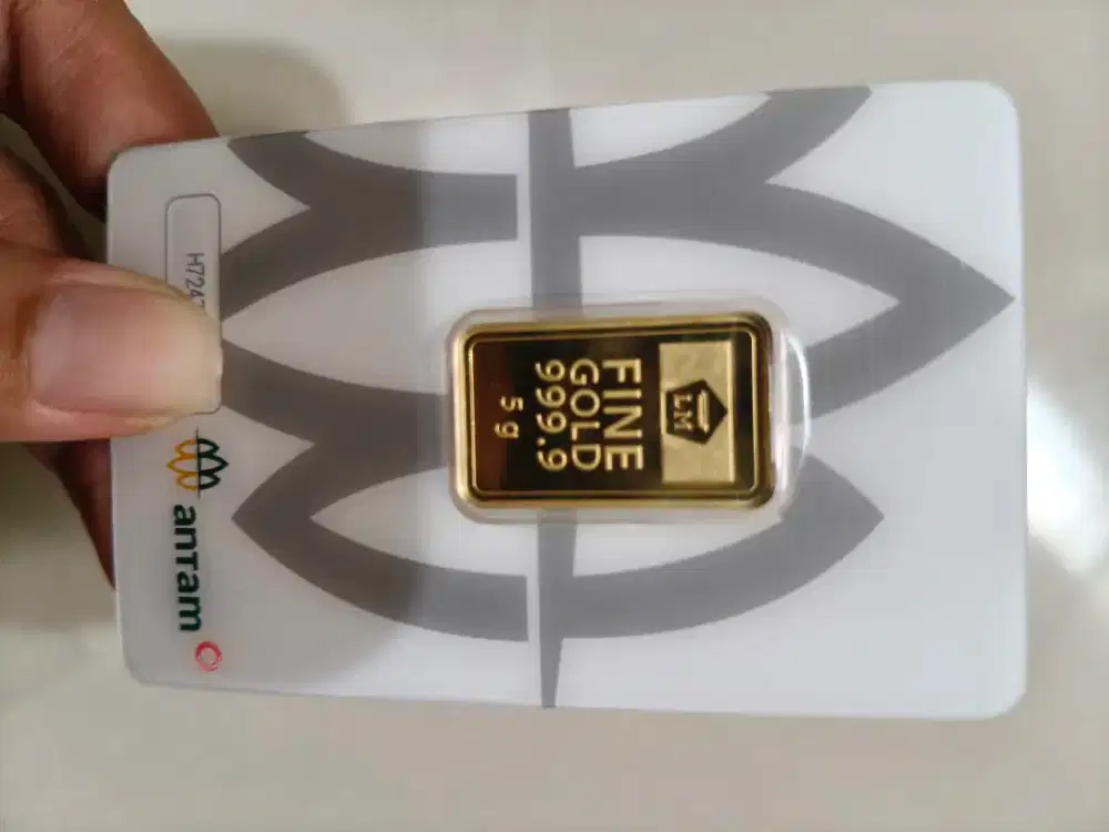 Logam mulia antam 5 gram 2023