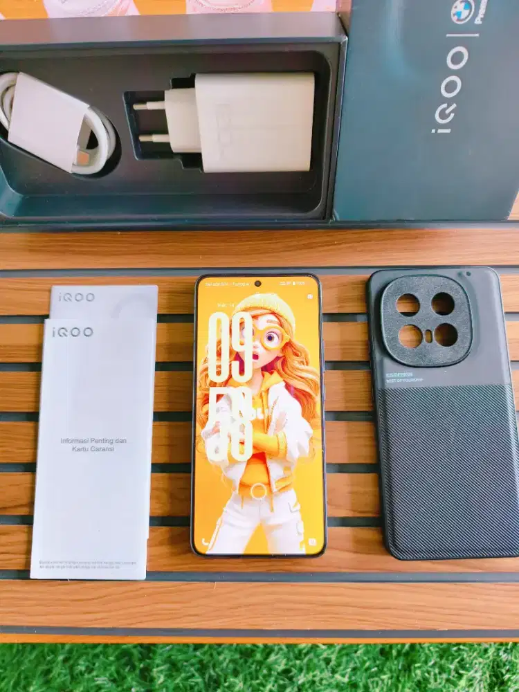 iQoo 13 5G 16/512 Mulus Fullset Ori Garansi Panjang