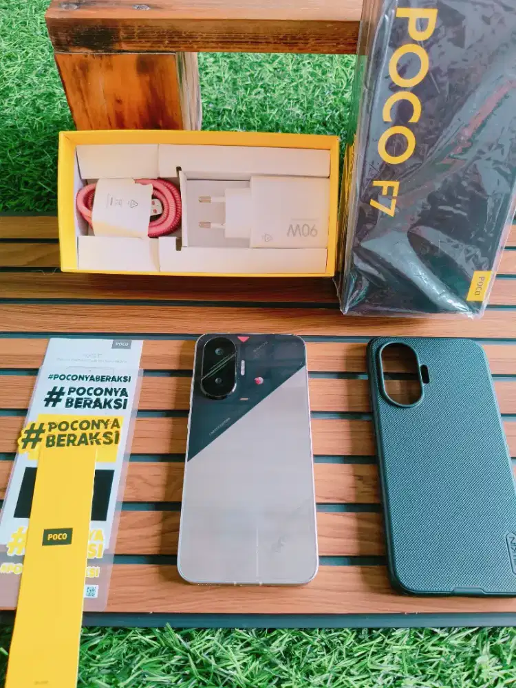 Poco F7 5G 12/512 Limited Edition Sebulanan pakai