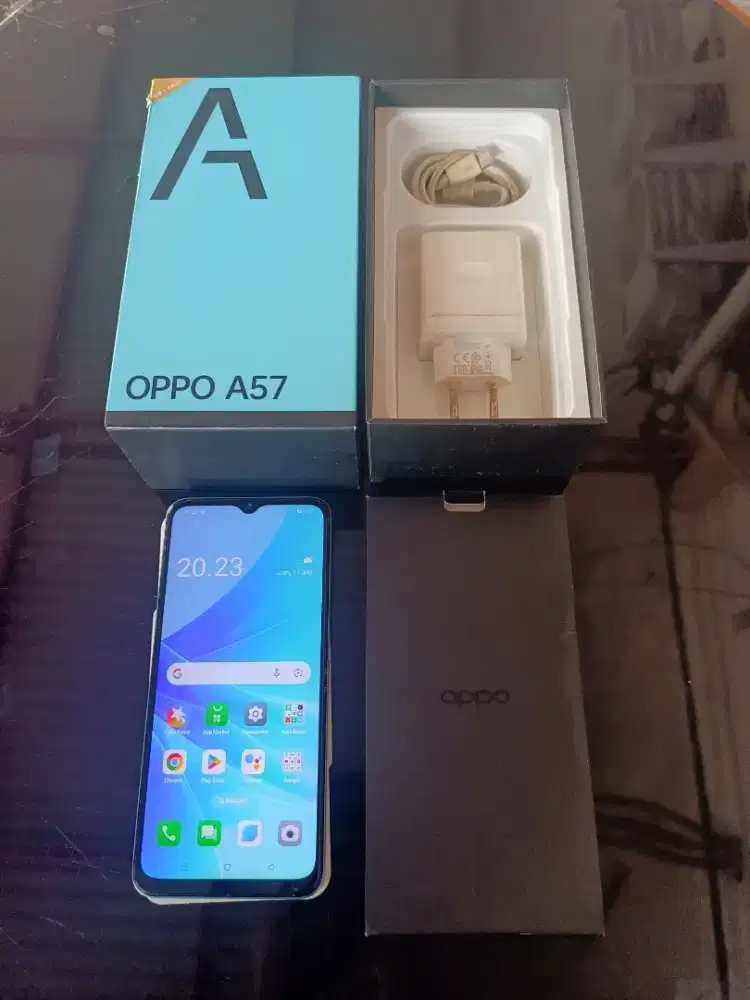 Oppo A57 4/64 GB