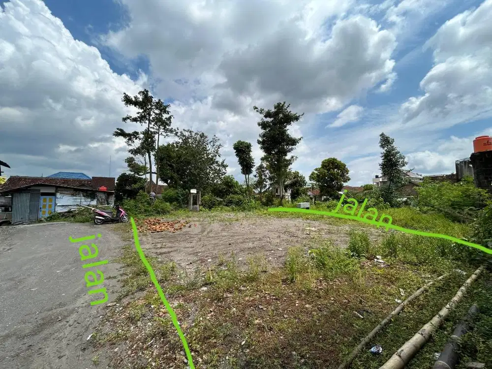 Dijual tanah pekarangan area purwomartani kalasan belakang Pamela 7
