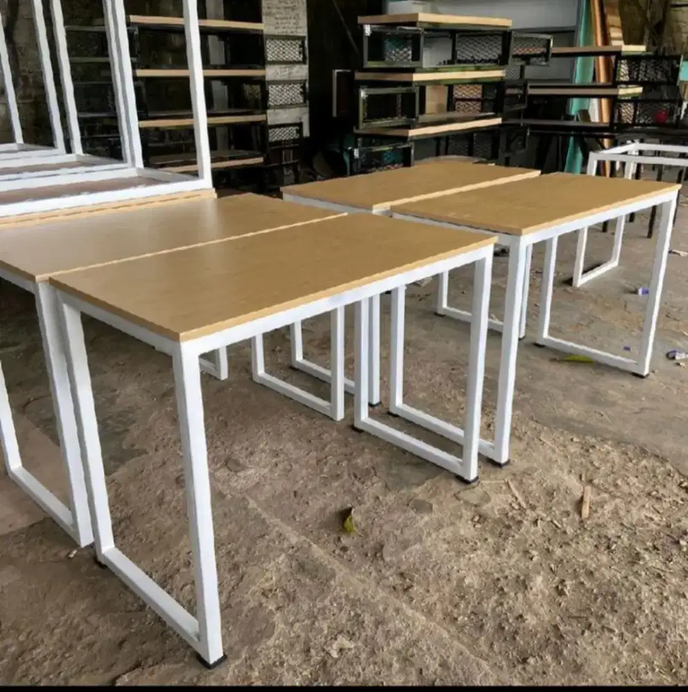 Meja kerja /meja kantor meeting usaha/meja belajar