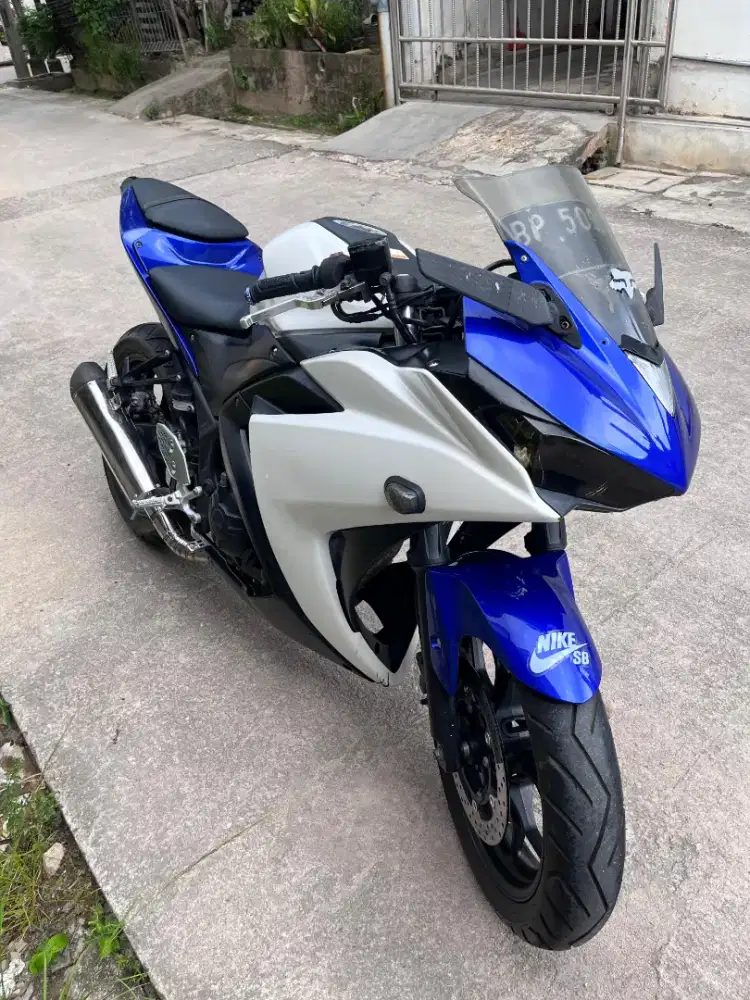 Dijual yamaha R25