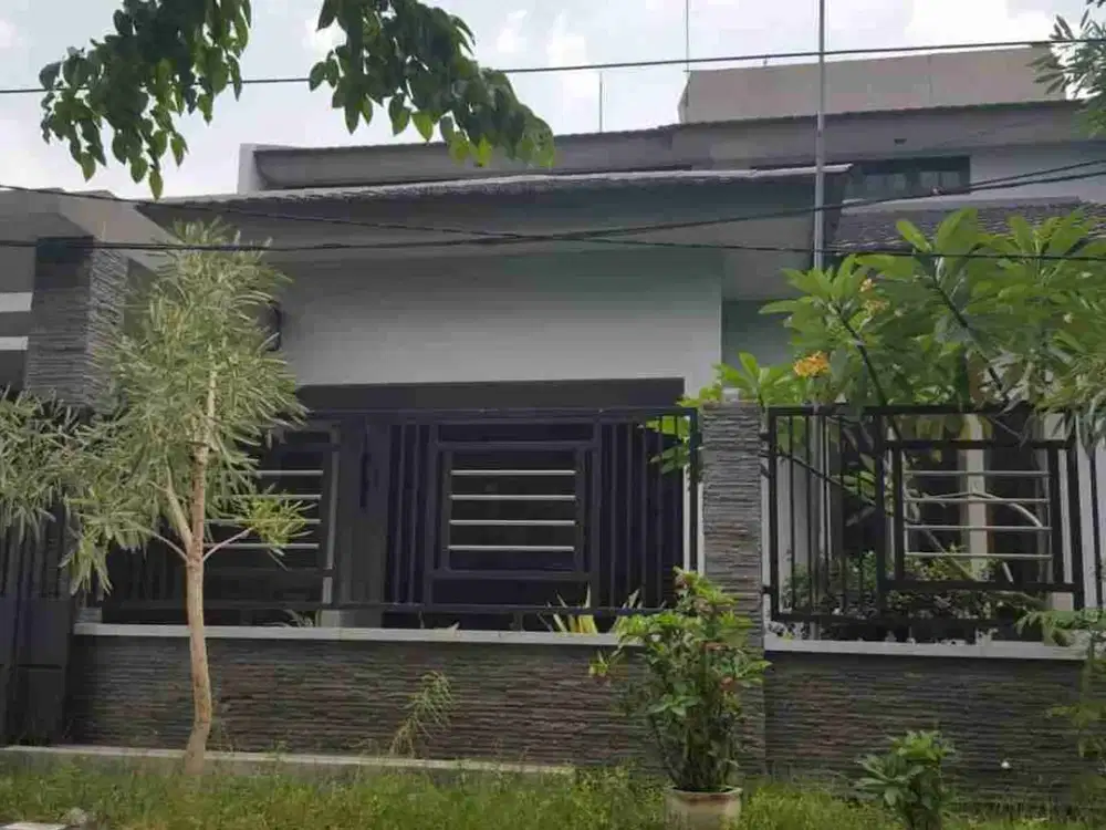 JUAL CEPAT !!!Rumah SHM Tenggilis Full Perabot