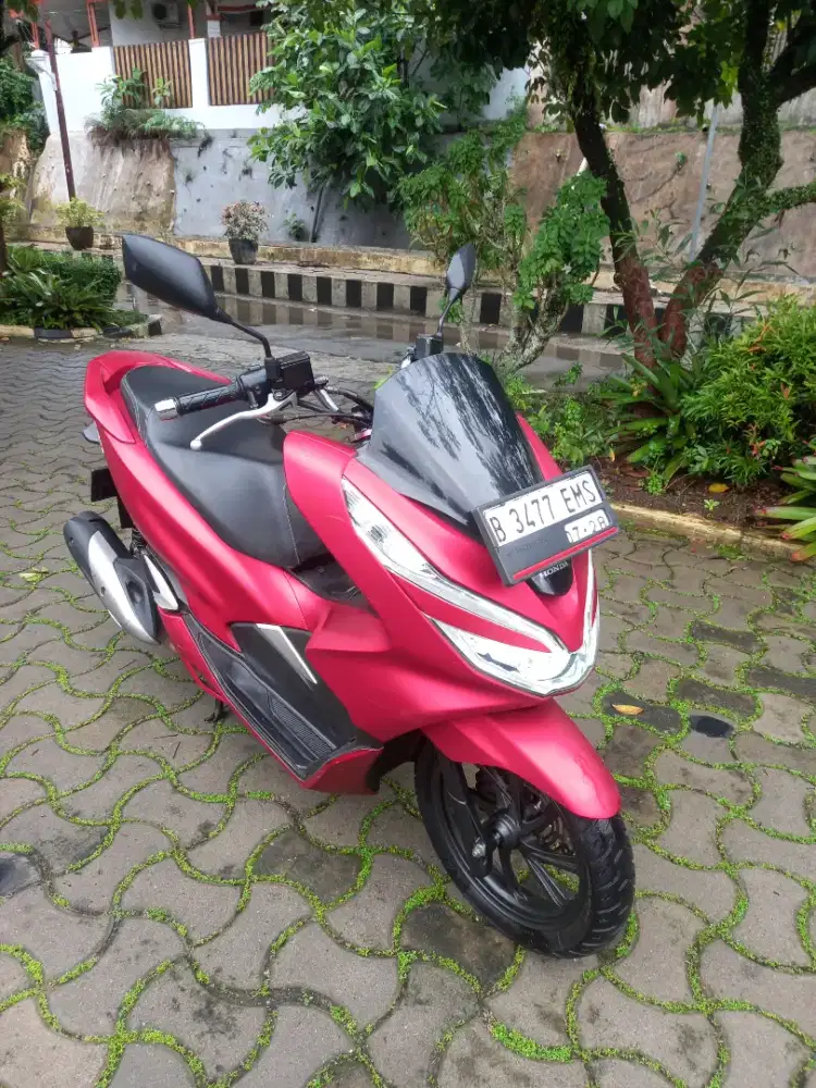 Honda pcx 2018 cbs red doff