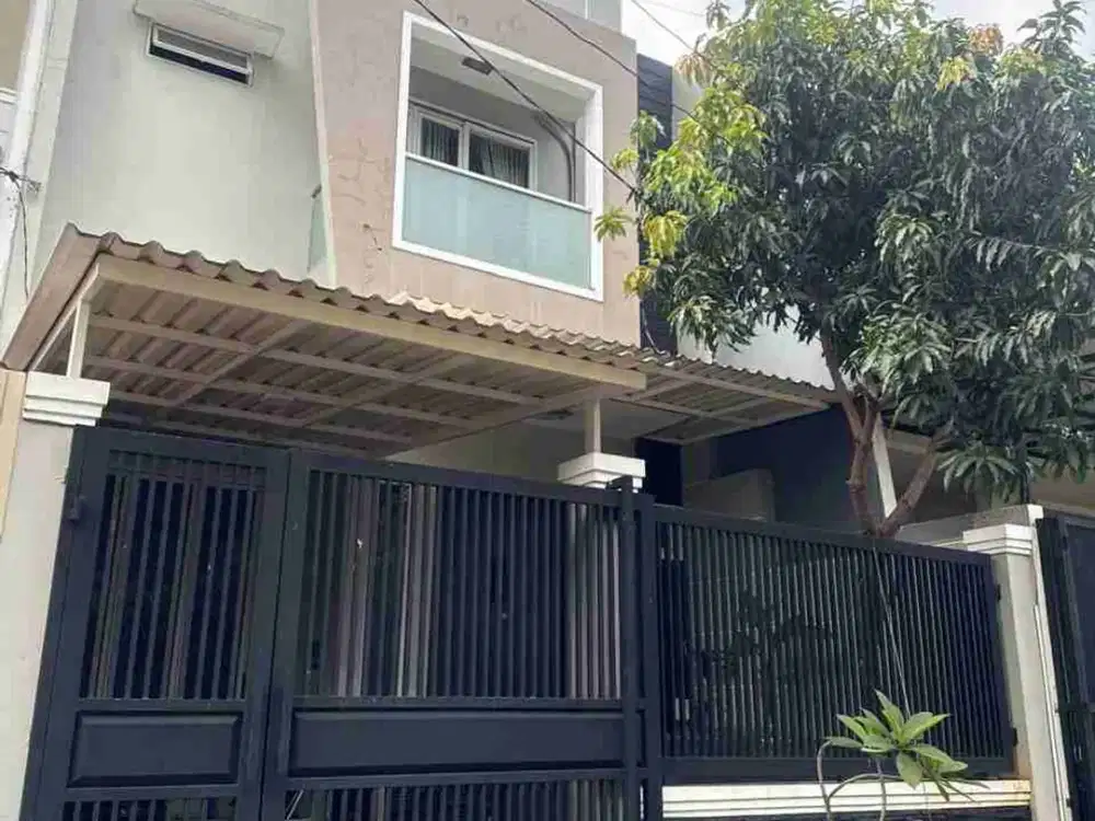 DIJUAL RUMAH SIAP HUNI DI PERUMAHAN TAMAN SURYA 3 KALIDERES JAKARTA BARAT
