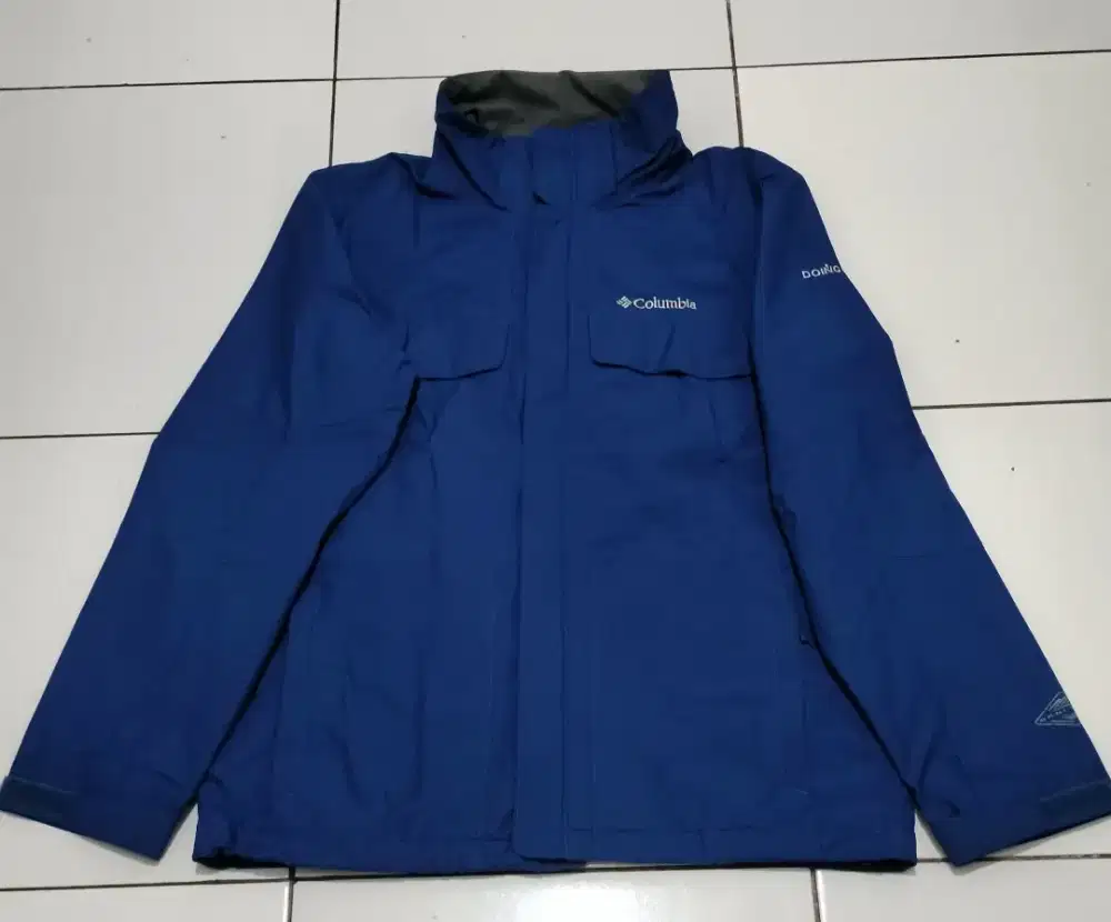 Jaket Outdoor / jaket gunung Columbia
