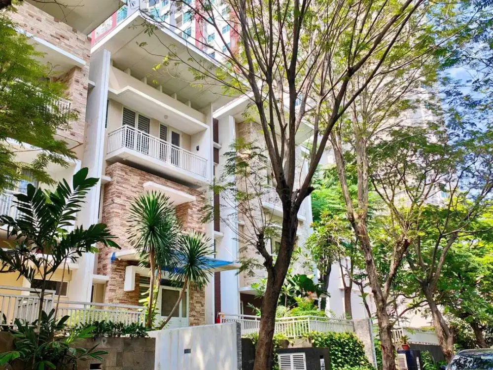 Rumah Dijual Kelapa Gading di Sherwood Residence Siap Huni