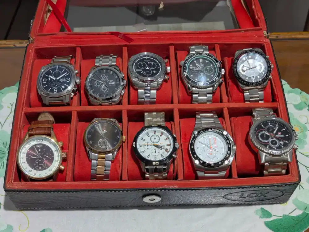 Dijual Sepaket Jam Tangan Berbagai Merk