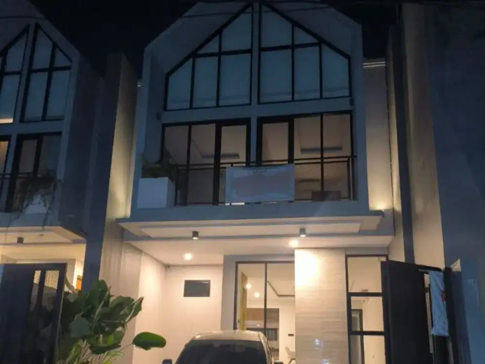 P122. Dijual Rumah Baru di Kramat Jati Jakarta Timur Semi Furnish Siap Huni Lokasi Strategis Bebas Banjir