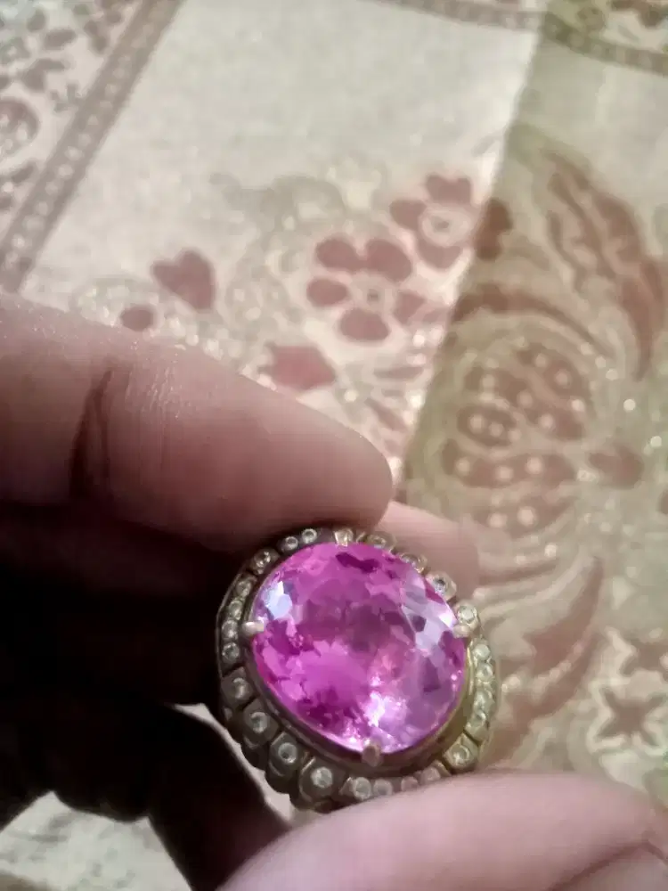 Natural Ruby Burma top