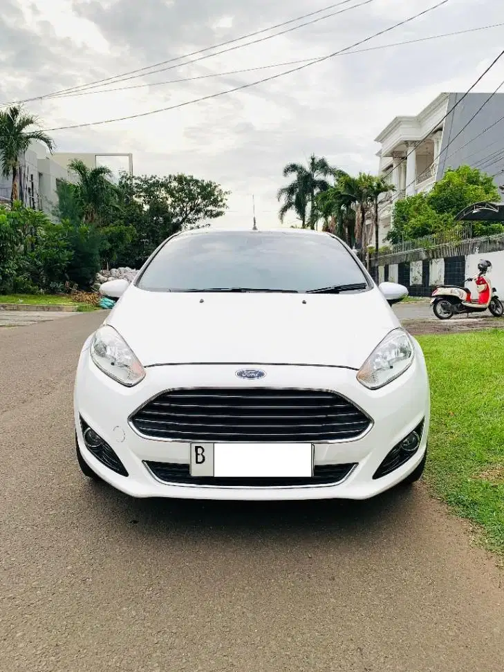 FORD FIESTA 1.5 S SPORT AUTOMATIC TAHUN 2014