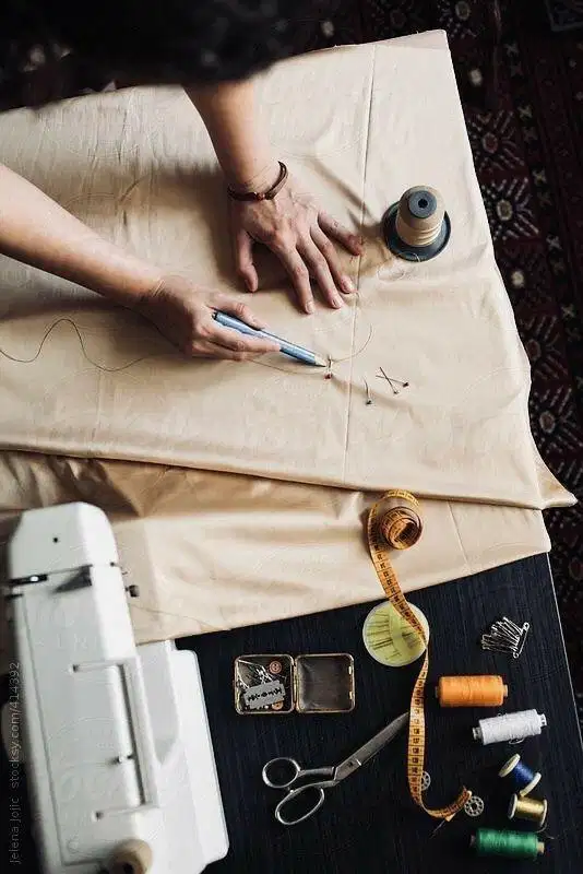 Tukang Pola Jahitan (butik wanita)