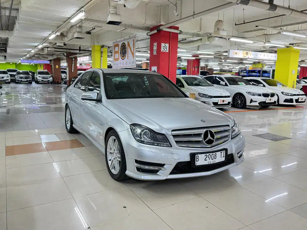 Mercedes-Benz C250 2012
