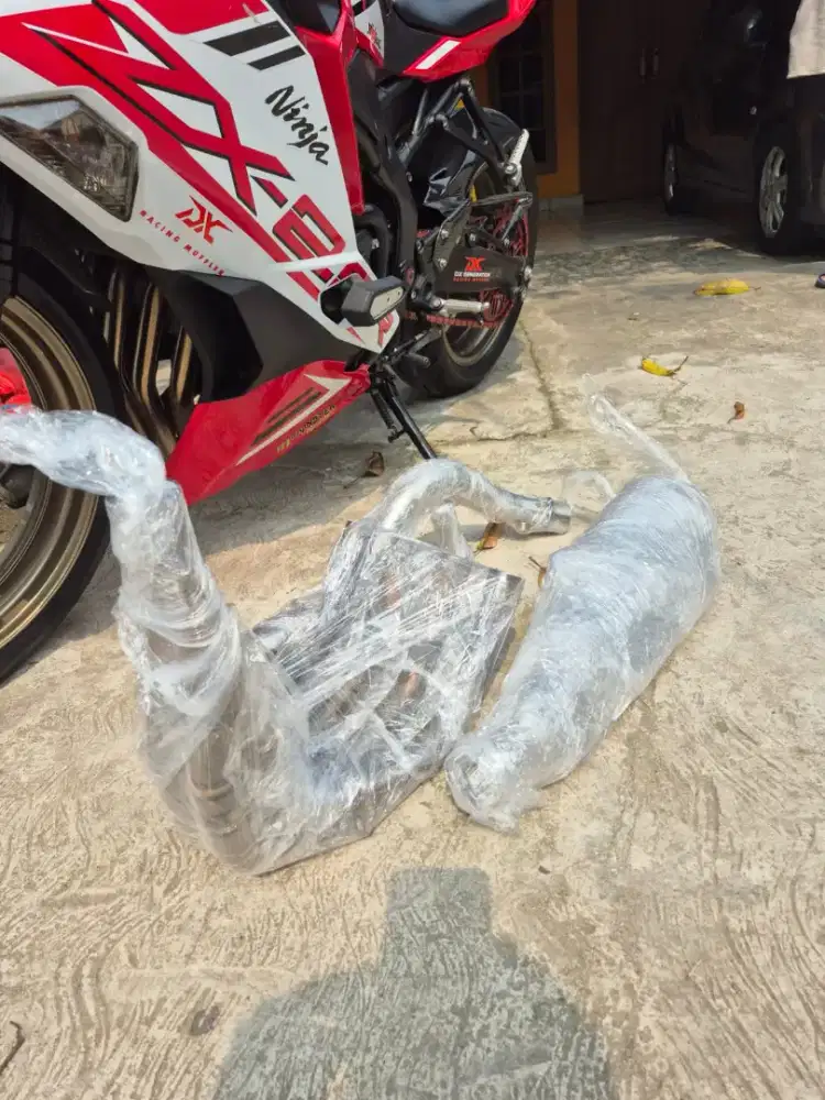 Knalpot zx merk yoshimura ORI 10 nego