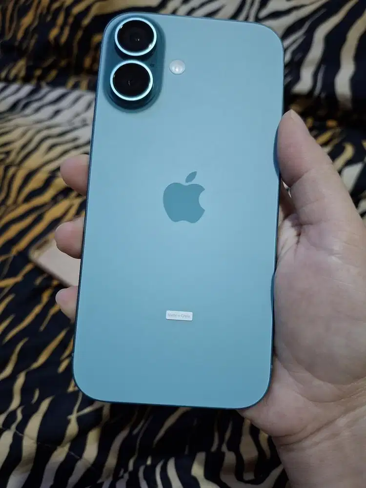 Iphone 16 128GB Ibox Garansi