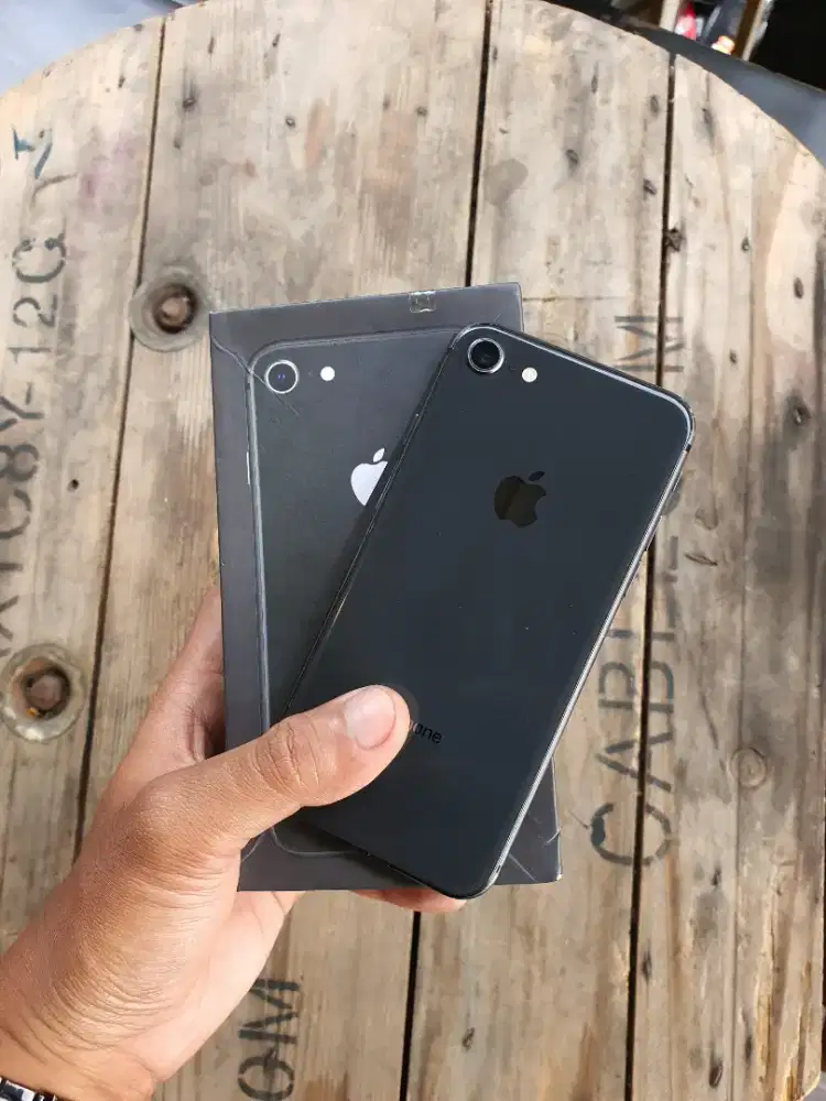 iphone 8 64gb inter fullset