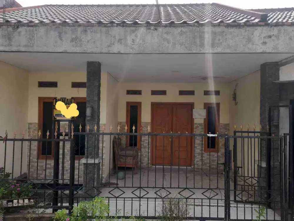 Rumah Pinggir jln Akses Mobil bebas Banjir ba cicil ke pemilik