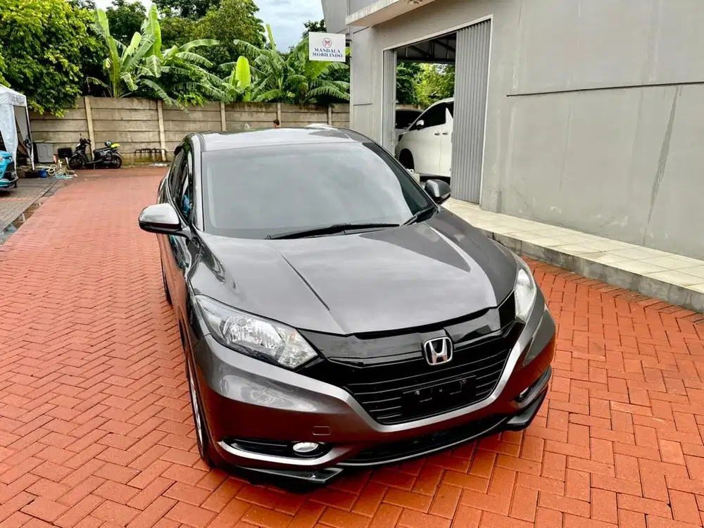 Honda HRV 1.5 e 2015 AT gray metallic