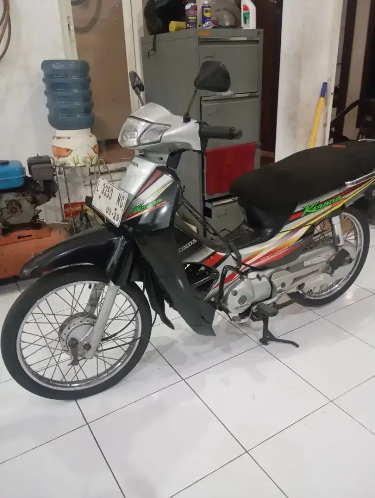 Motor Manual Honda Kirana Tahun 2004