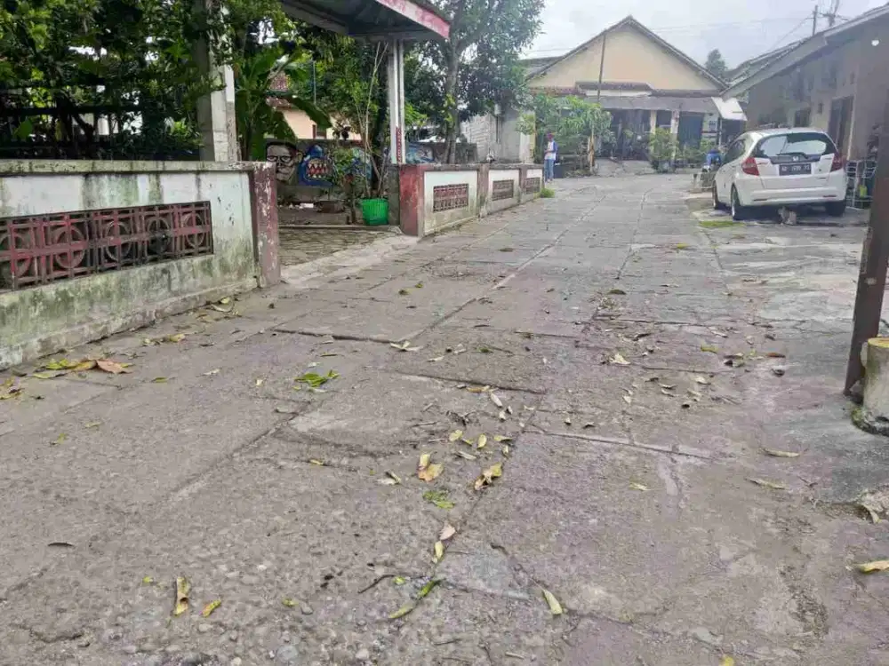 Jual Pekarangan  MECAH Jakal km 7 Timur Pasar Colombo