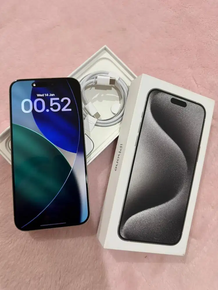 Iphone 15promax 256 white titanium mulus kacida
