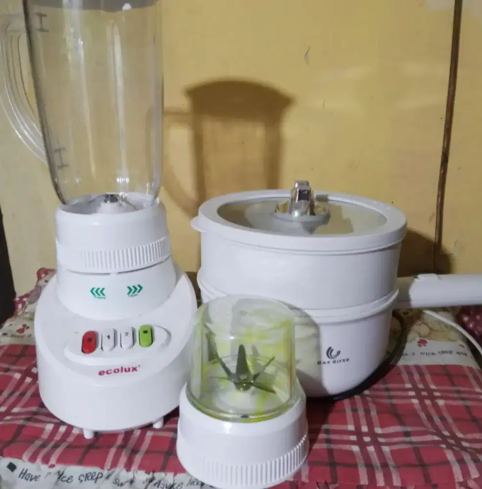 Hanriver panci listrik dan Blender 1 set..