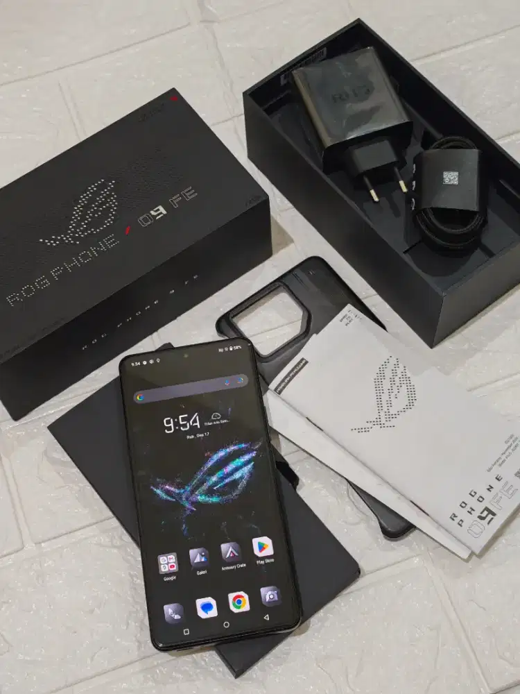 Asus Rog Phone 9 Fe 5G (12/512) Mulus Fullset Ori Garansi Aktif