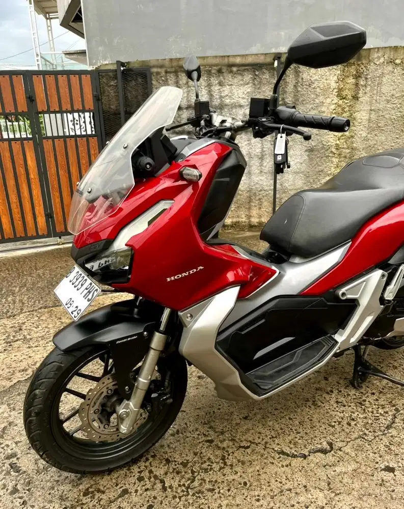 DIJUAL CEPAT Muluss Honda ADV CBS 150Cc Th.2019 (Pajak Hidup 08/2026)