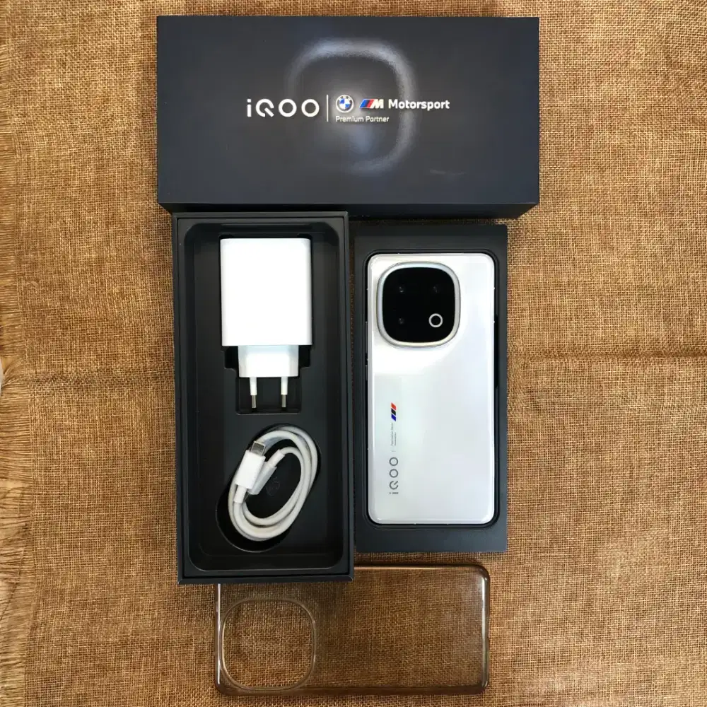 Iqoo 13 5G 16/512GB Legends BMW Edition Super Mulus Garansi resmi