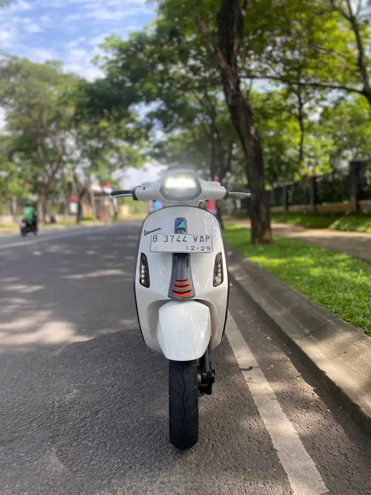 Piaggio Vespa Sprint S Iget ABS Facelift tahun 2024