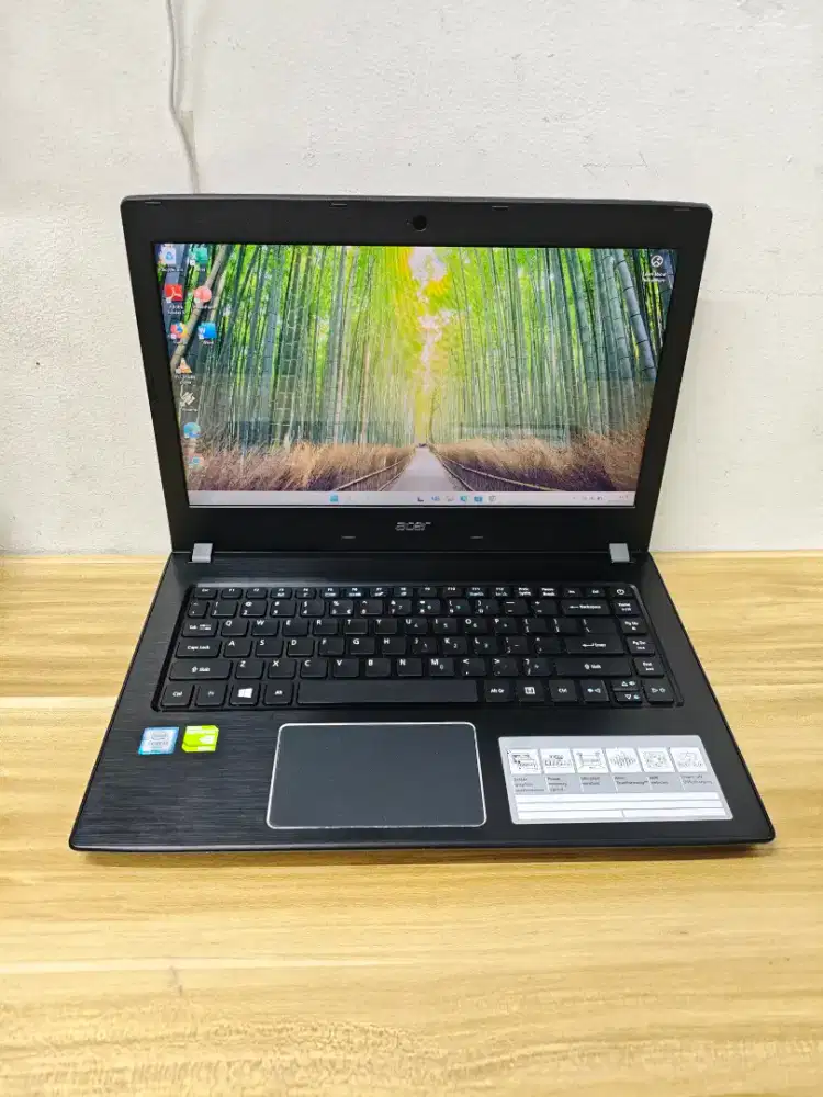Acer Aspire E5-475G. Core i3-6006u. 940mx 2gb. Ram 8gb.  Ssd 128gb. Hd