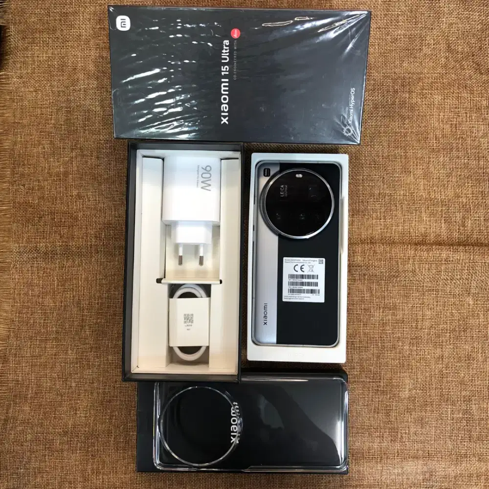 Xiaomi 15 Ultra 5G 16/1Tb Silver Chrome Super Mulus resmi April 2027