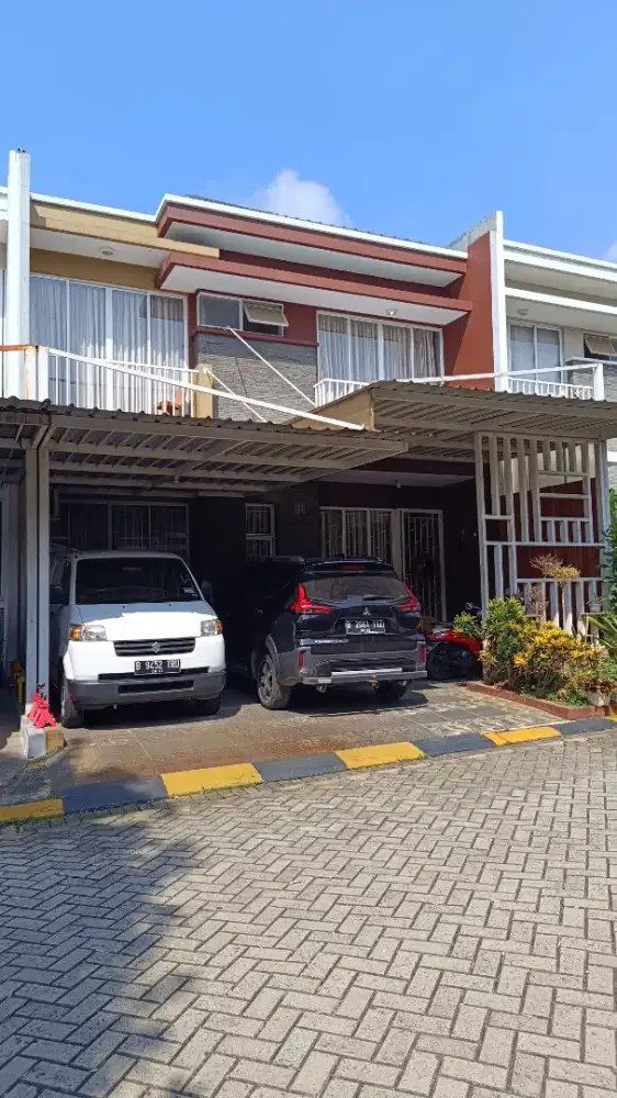 DIJUAL RUMAH 2 LANTAI