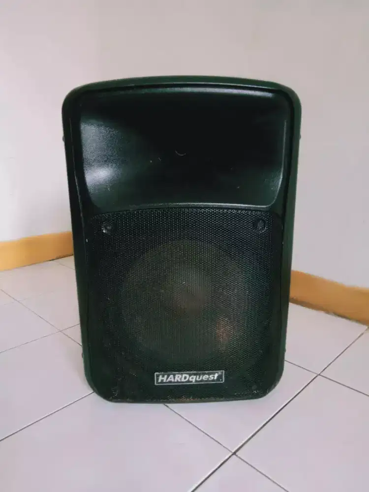 Speaker aktif 12inc merek HARDquest normal