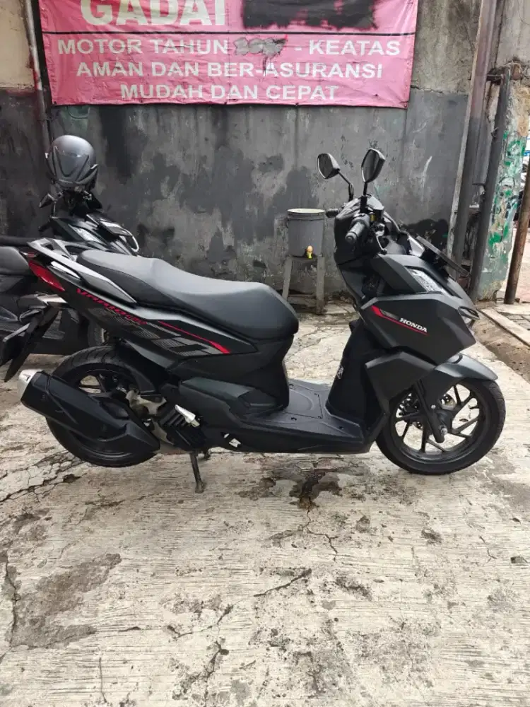 Vario 160 cbs 2025 dp 1jt km 4rb fxs ooa