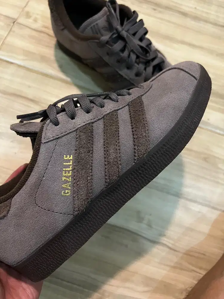 Adidas size 37 GAZELLE