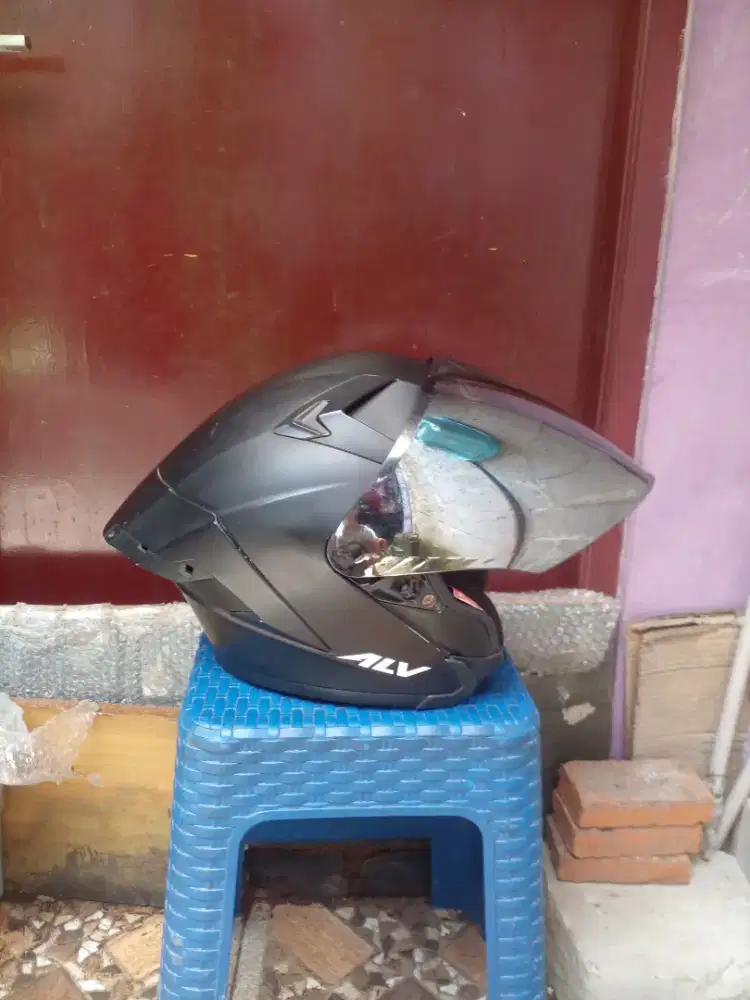 Helm alv ultron pro,hitam doff mulus,size m