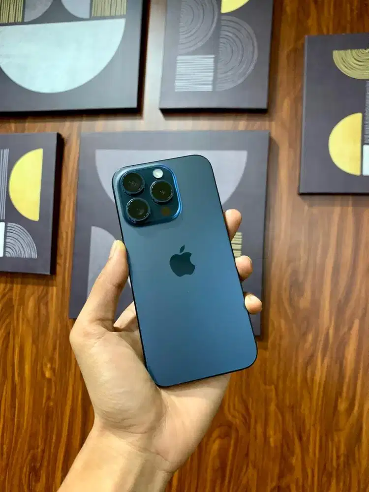 iPhone 15 Pro 128Gb iBox