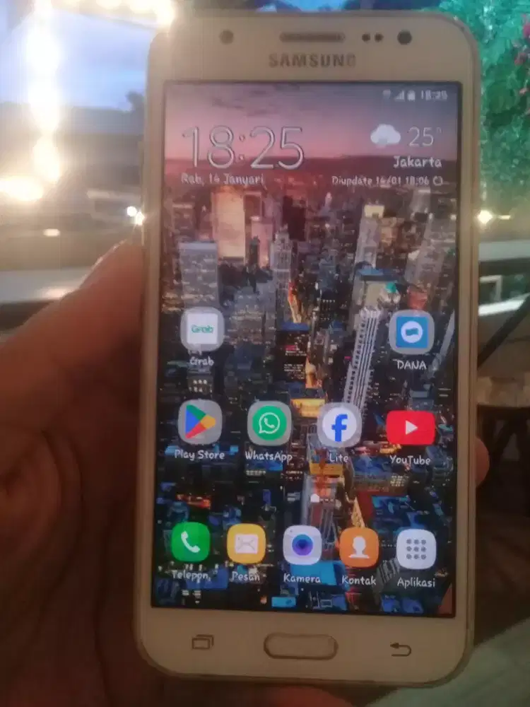 Samsung Galaxy J5