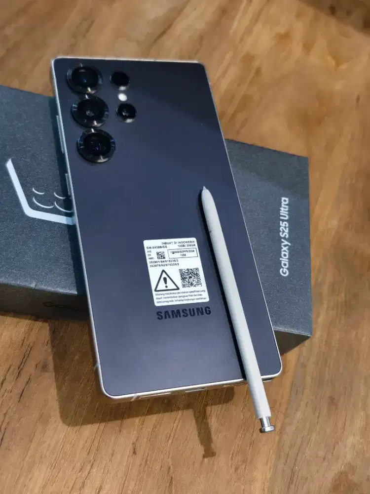 Samsung S25 ultra 5g 12/256 second resmi mei 2026