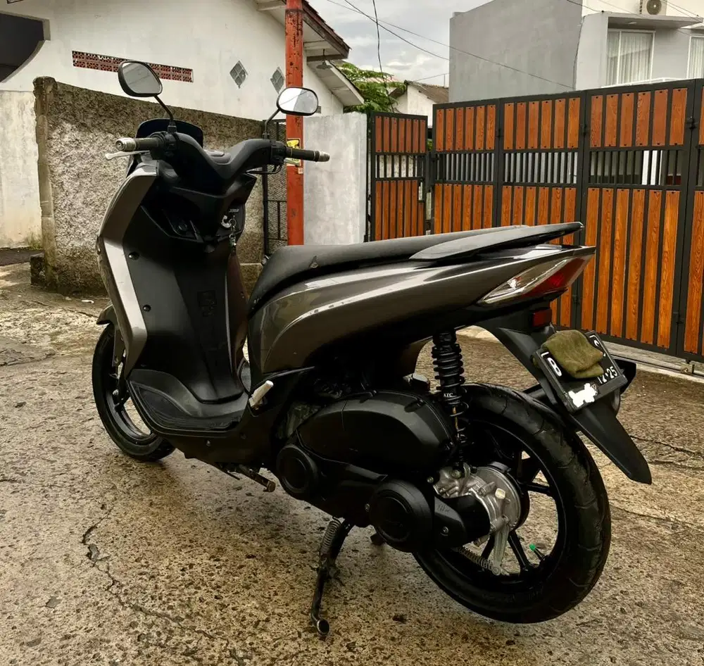 DIJUAL CEPAT Muluss Yamah LEXI VVA 125 Th.2019 (Pajak OFF 12/2022)